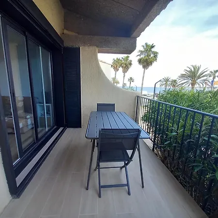 Marines De Cogolin, Neuf Face A La Plage, Climatisation, Wifi, Terrasse, Proche St Tropez *